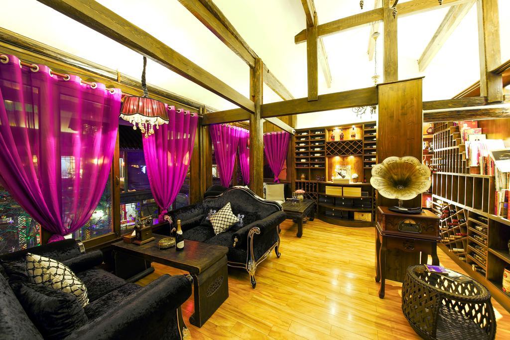 Lijiang Yuntian Palace Hotel Exterior foto