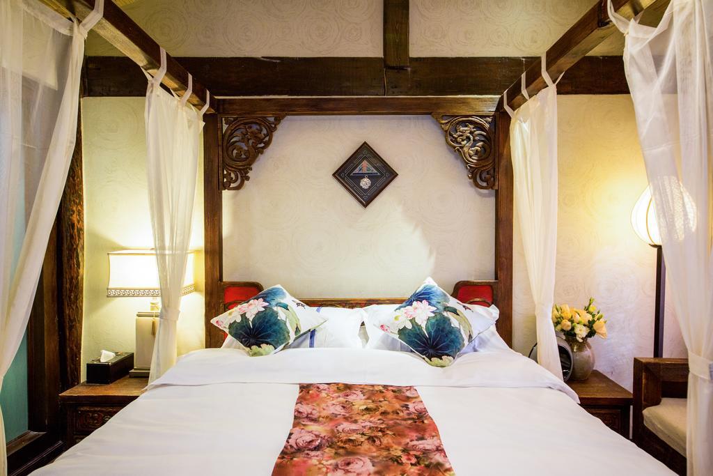 Lijiang Yuntian Palace Hotel Exterior foto