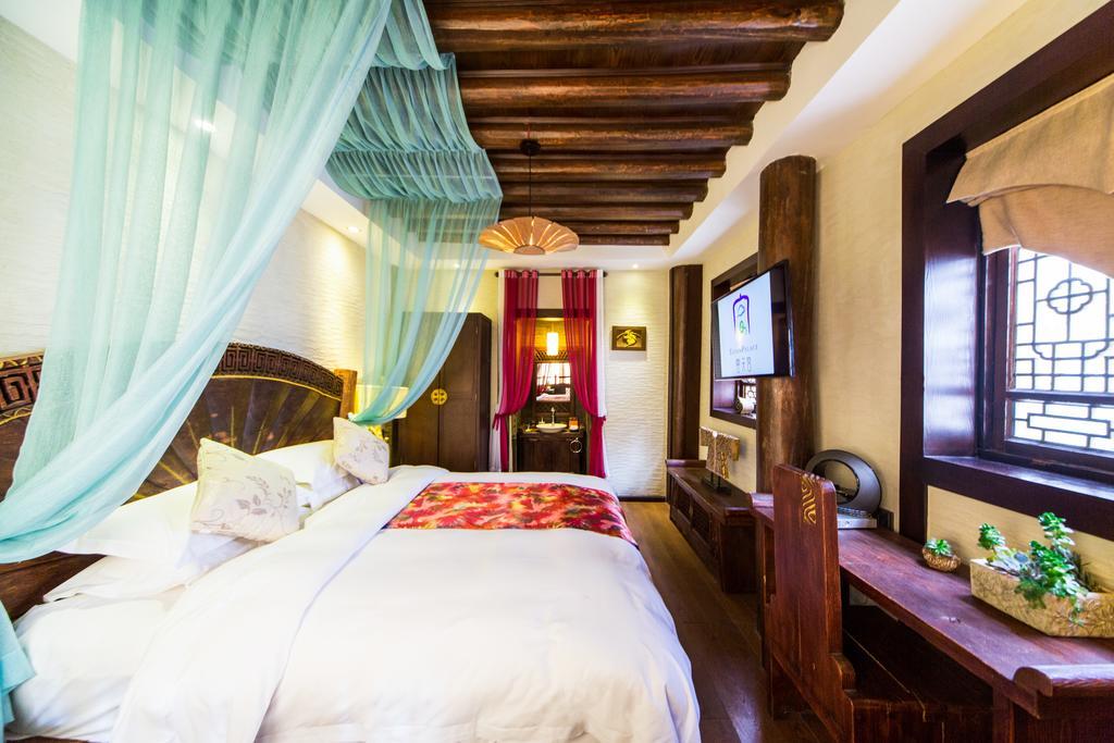 Lijiang Yuntian Palace Hotel Habitación foto