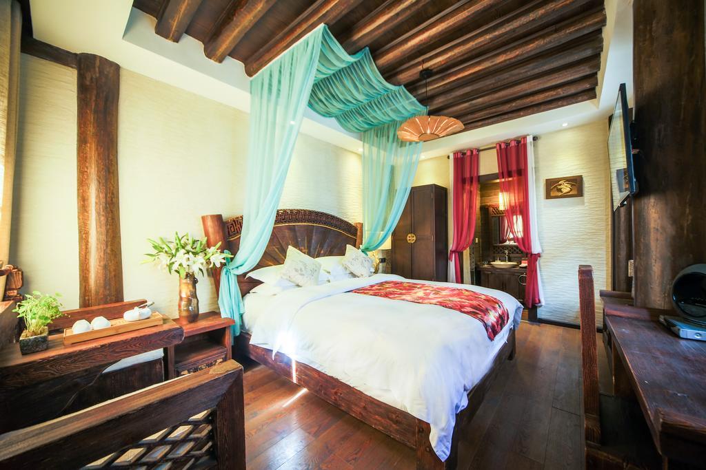 Lijiang Yuntian Palace Hotel Habitación foto